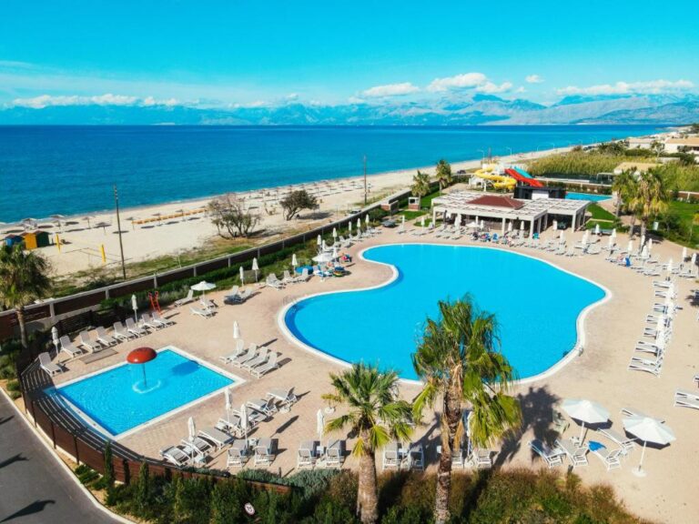 Almyros Beach Resort & SPA