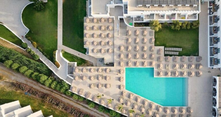 Blue Sea Island Resort