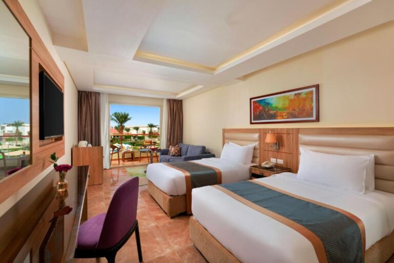 Pickalbatros Dana Beach Resort