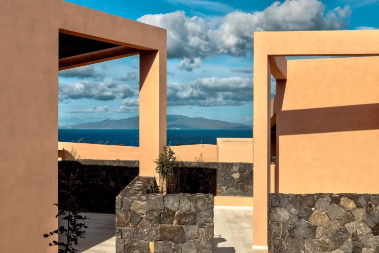 Domes Novos Santorini Autograph Collection