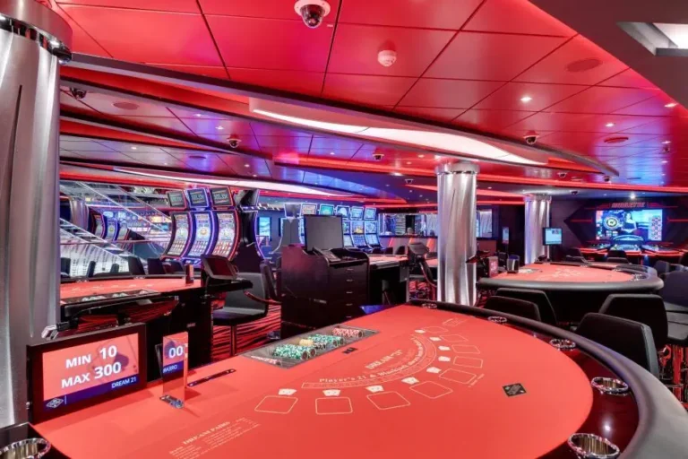 Rejs statkiem MSC Seaview / Słoneczna trasa – Hiszpania i Włochy – Genua!