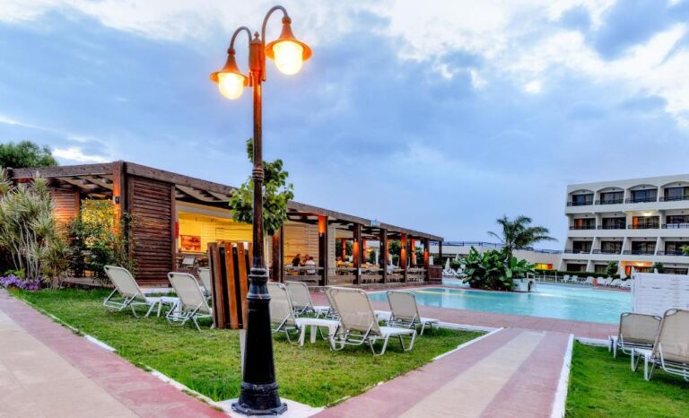 Sol by Melia Cosmopolitan
