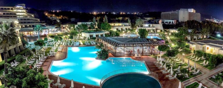 Sol by Melia Cosmopolitan