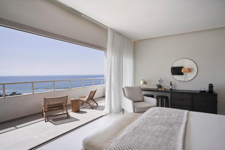 Atlantica Bay
