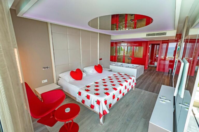 Adam & Eve Belek