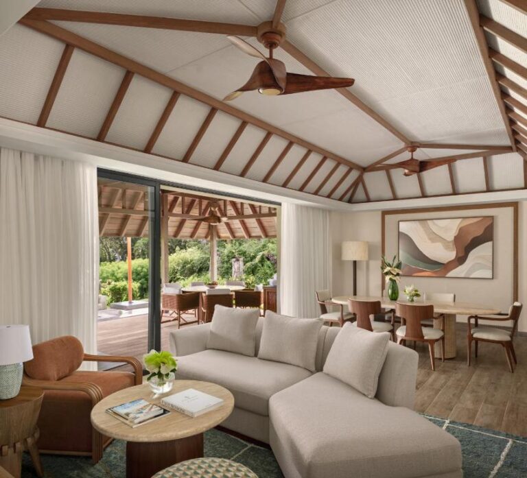 Four Seasons Resort at Anahita