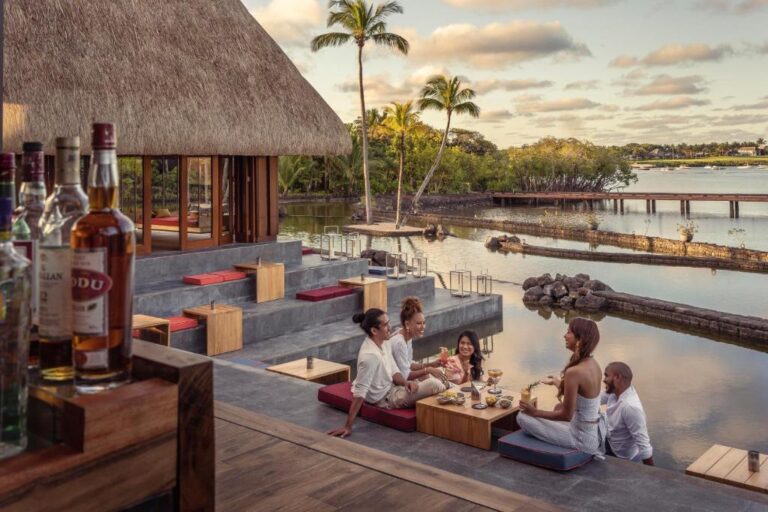 Four Seasons Resort at Anahita