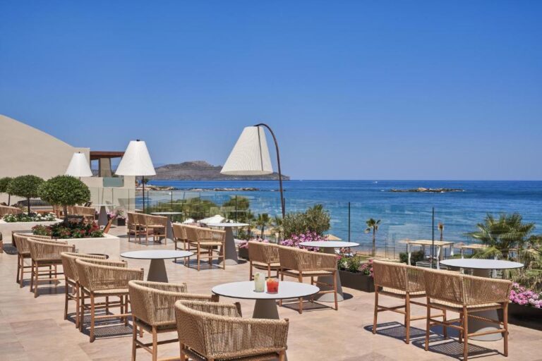 Atlantica Kalliston Resort & Spa