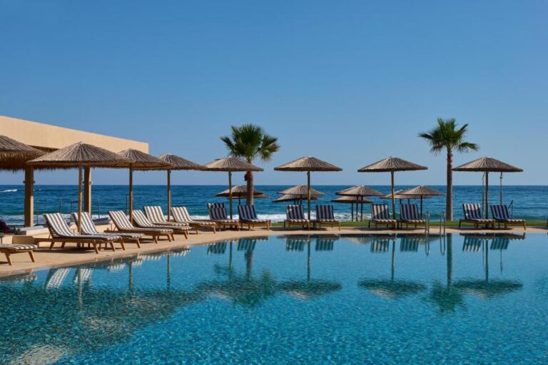 Atlantica Kalliston Resort & Spa