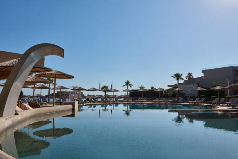 Atlantica Kalliston Resort & Spa