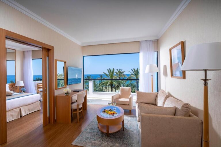 Constantinou Bros Asimina Suites