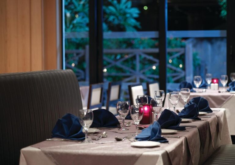 Coral Sea Aqua Club