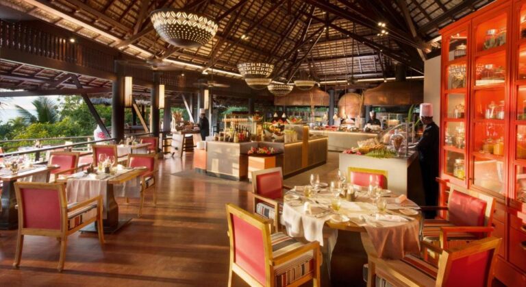 Constance Lemuria Resort