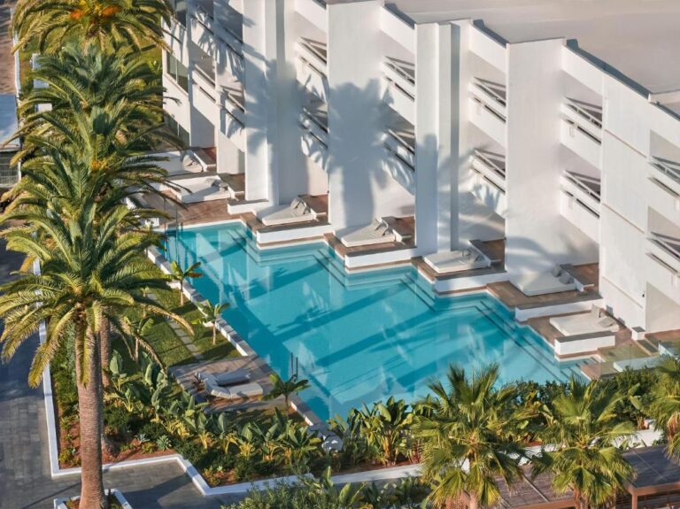 Grecotel LuxMe The White
