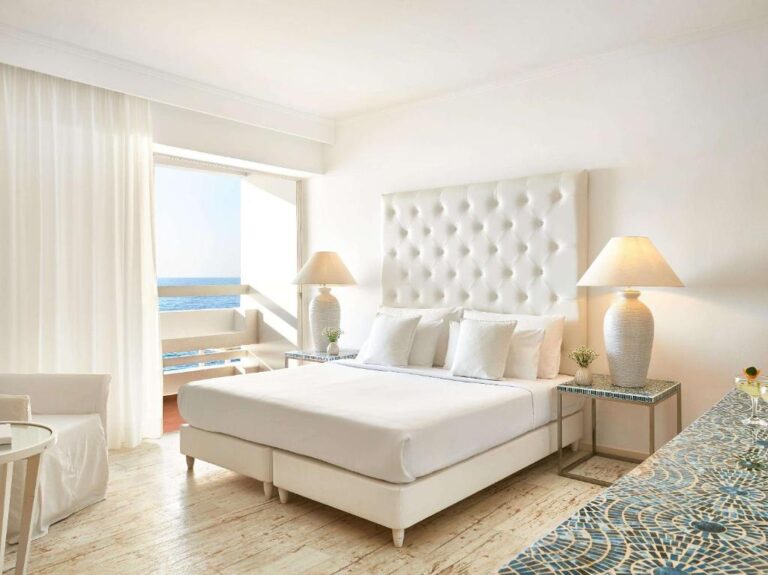 Grecotel LuxMe The White