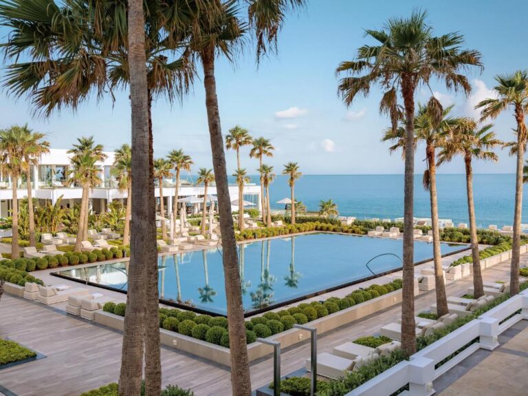 Grecotel LuxMe The White