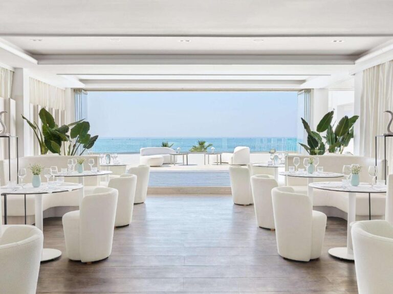Grecotel LuxMe The White