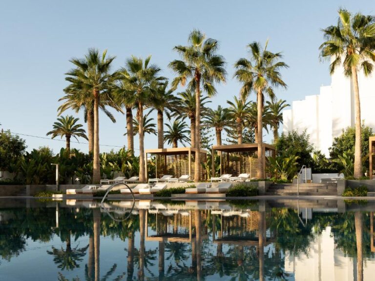 Grecotel LuxMe The White