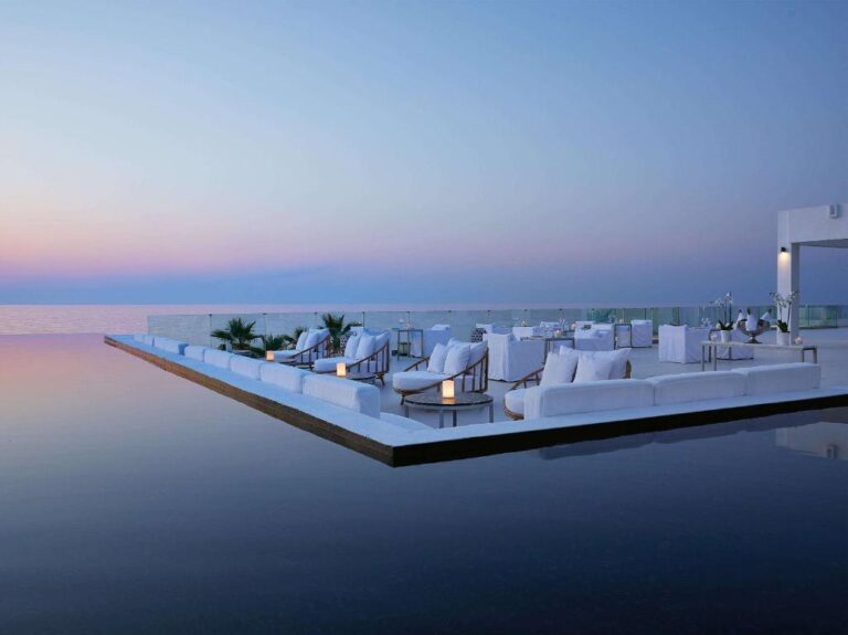 Grecotel LuxMe The White