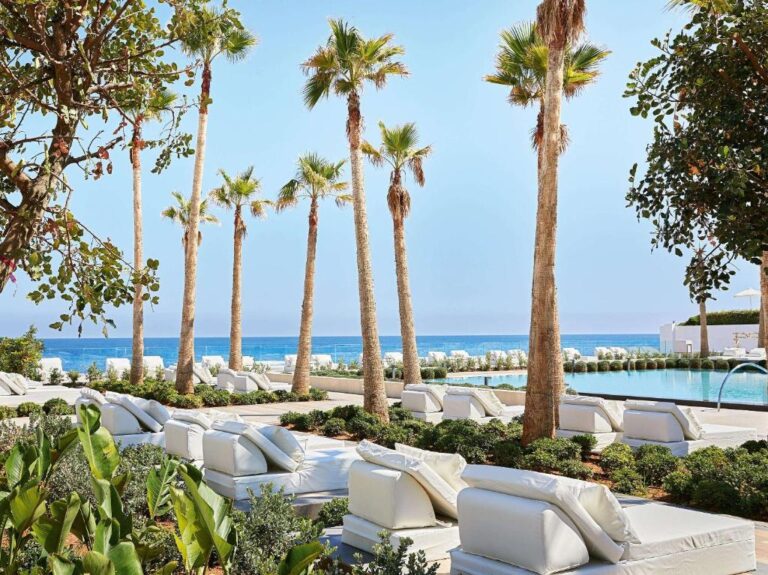 Grecotel LuxMe The White