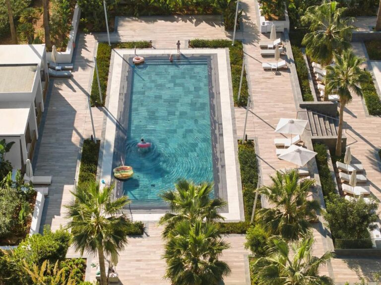 Grecotel LuxMe The White