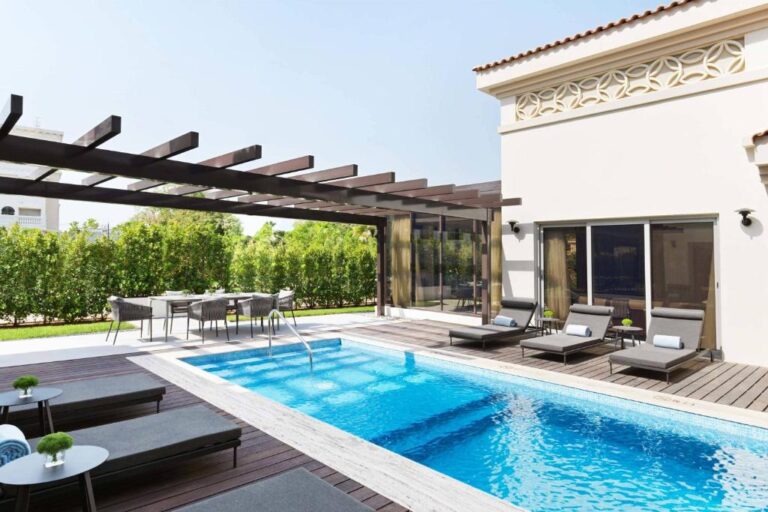 The Ritz Carlton Abu Dhabi Grand Canal
