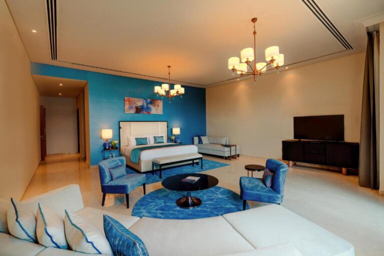 Rixos The Palm Dubai Hotel & Suites