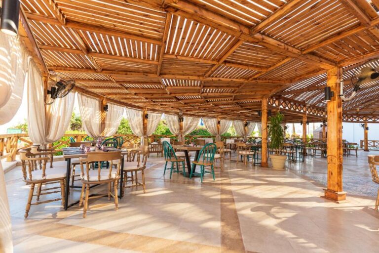 Sunrise Remal Resort 