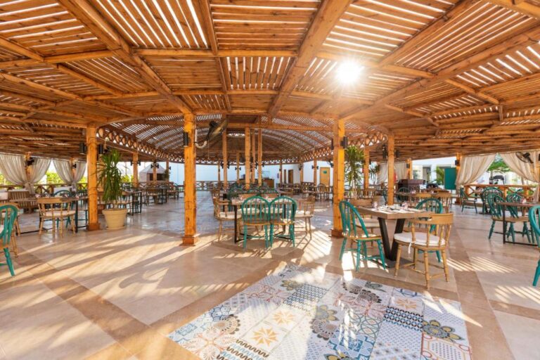 Sunrise Remal Resort 