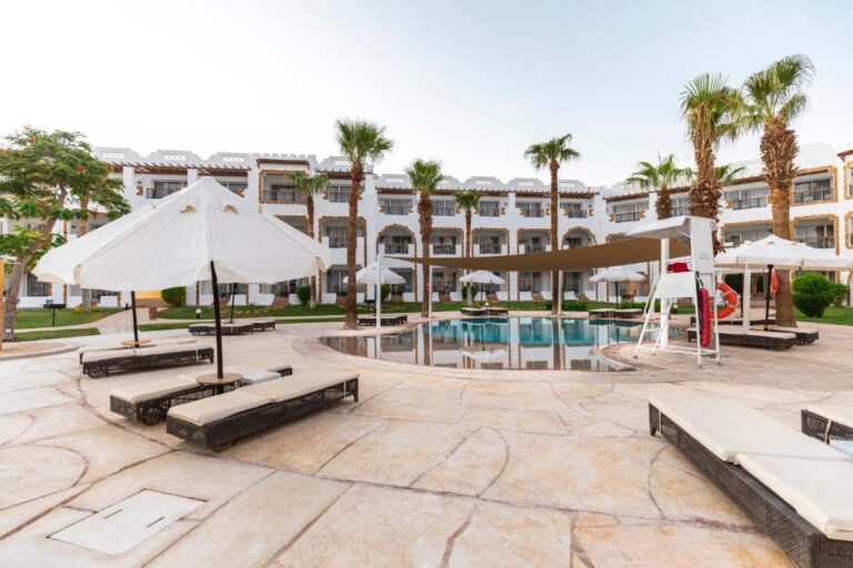 Sunrise Remal Resort 