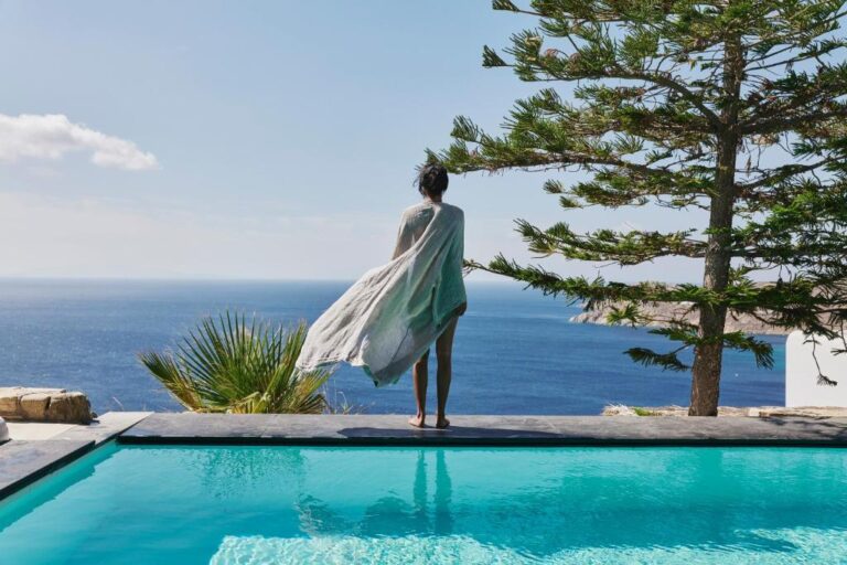Myconian Utopia Relais & Chateaux