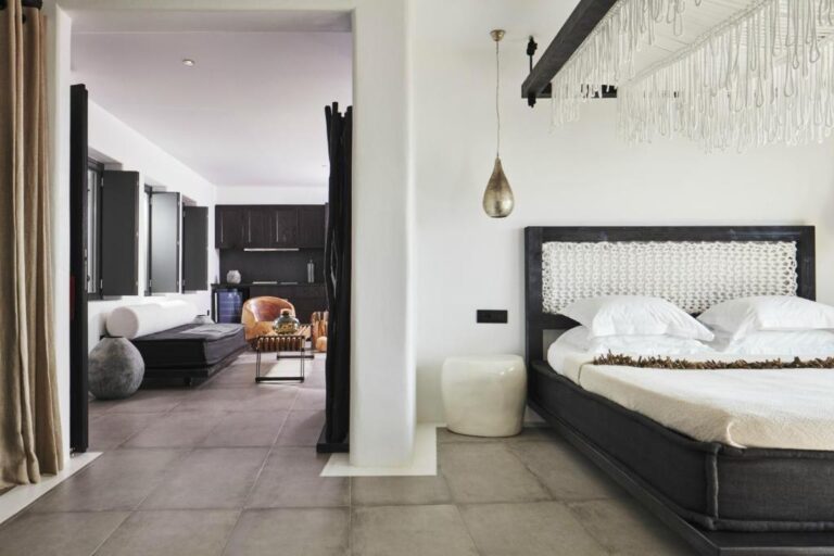 Myconian Utopia Relais & Chateaux