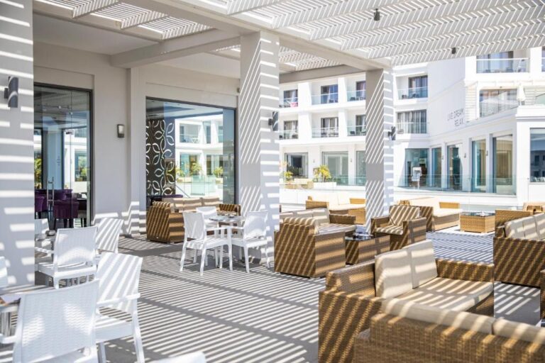 Asterias Beach Resort