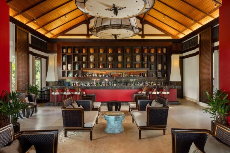Banyan Tree Lang Co Vietnam 5*