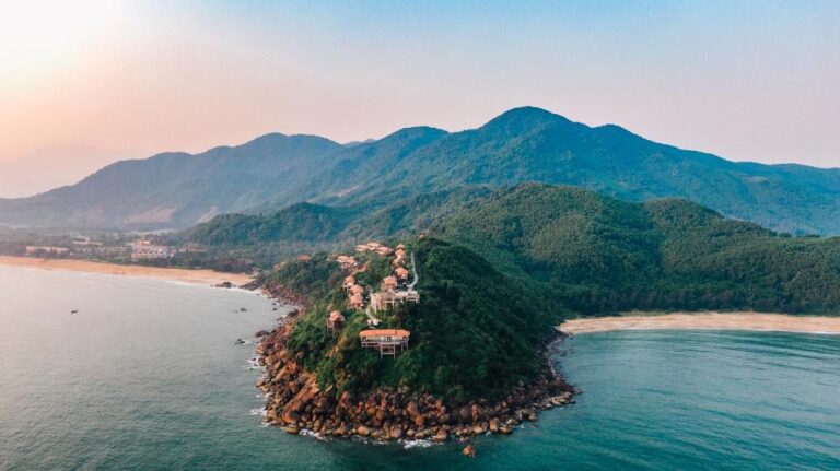 Banyan Tree Lang Co Vietnam 5*