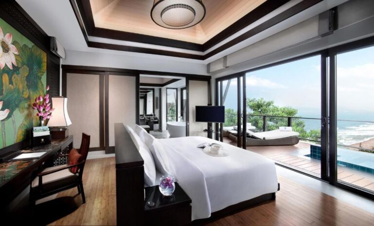 Banyan Tree Lang Co Vietnam 5*