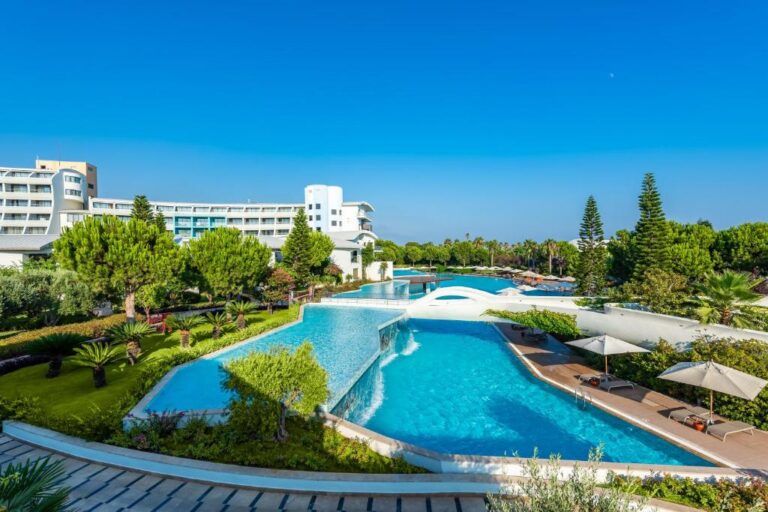 Cornelia Diamond Golf Resort & SPA