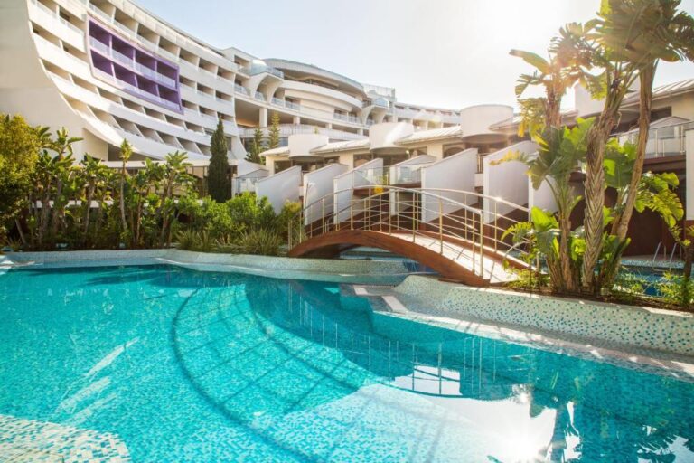 Cornelia Diamond Golf Resort & SPA