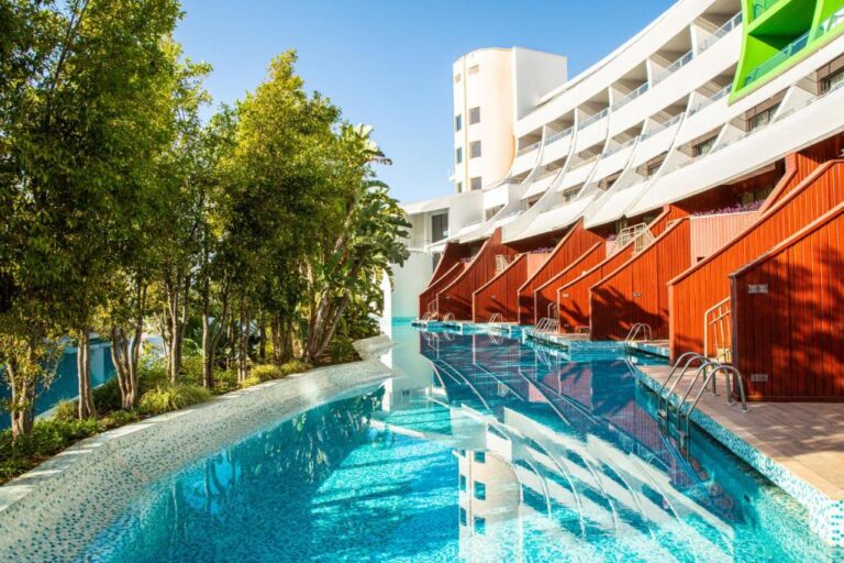 Cornelia Diamond Golf Resort & SPA