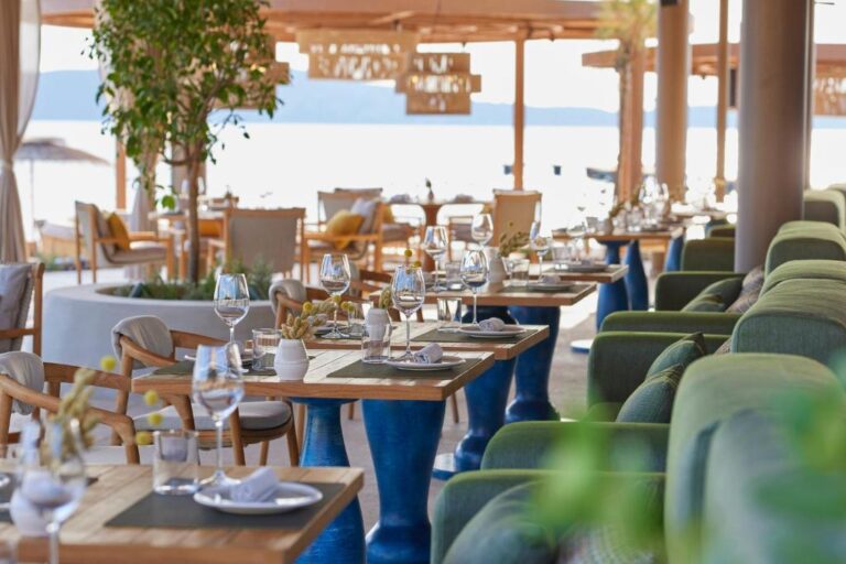 Mandarin Oriental, Costa Navarino 5*