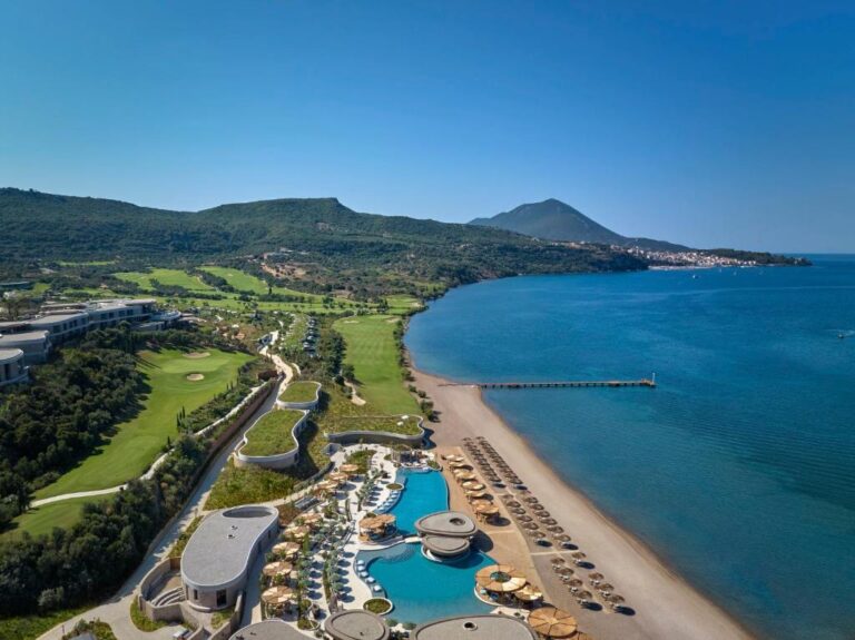Mandarin Oriental, Costa Navarino 5*