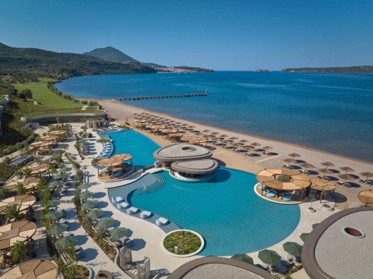 Mandarin Oriental, Costa Navarino 5*