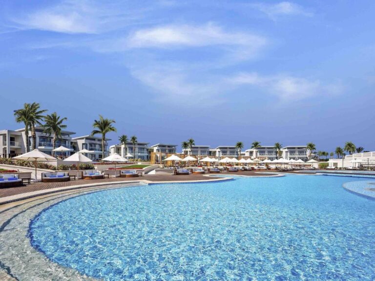 Rixos Premium Magawish Suites & Villas