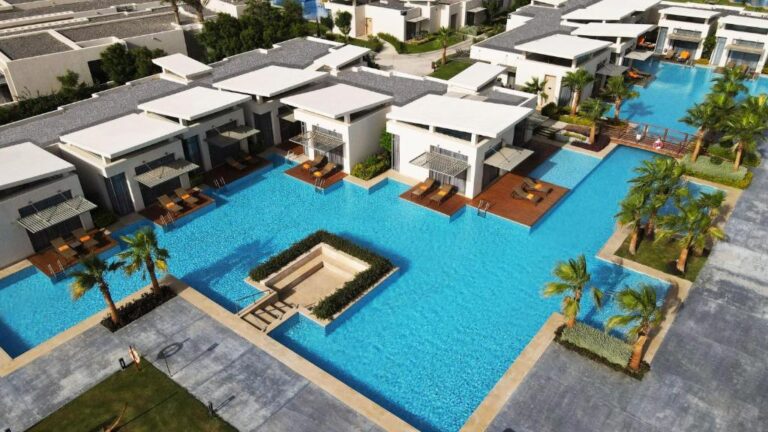Rixos Premium Magawish Suites & Villas