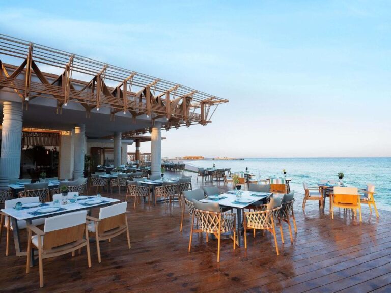Rixos Premium Magawish Suites & Villas