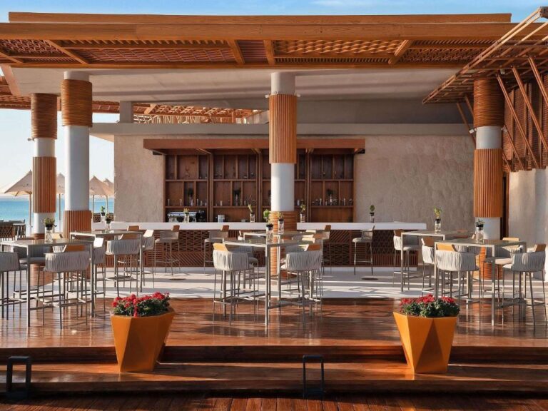 Rixos Premium Magawish Suites & Villas