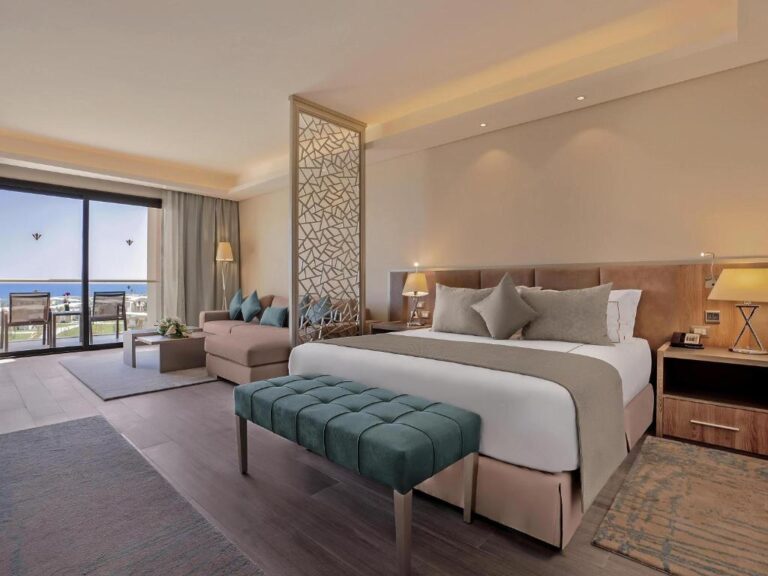 Rixos Premium Magawish Suites & Villas