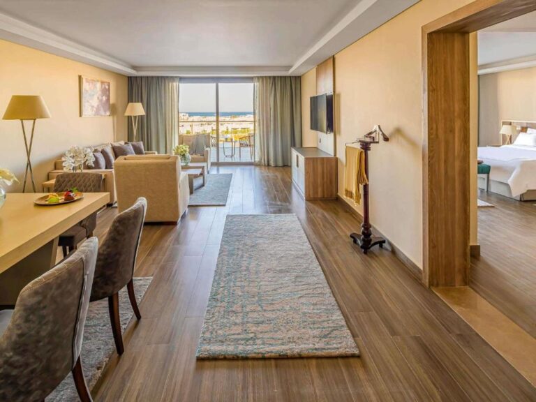 Rixos Premium Magawish Suites & Villas