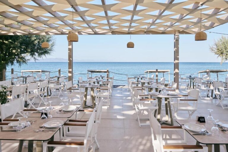 Oceanis Beach