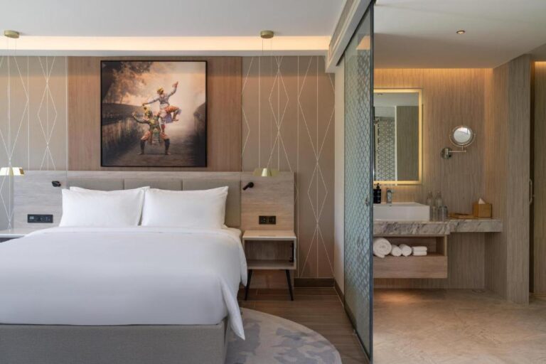 Radisson Blu Resort, Phuket Mai Khao Beach